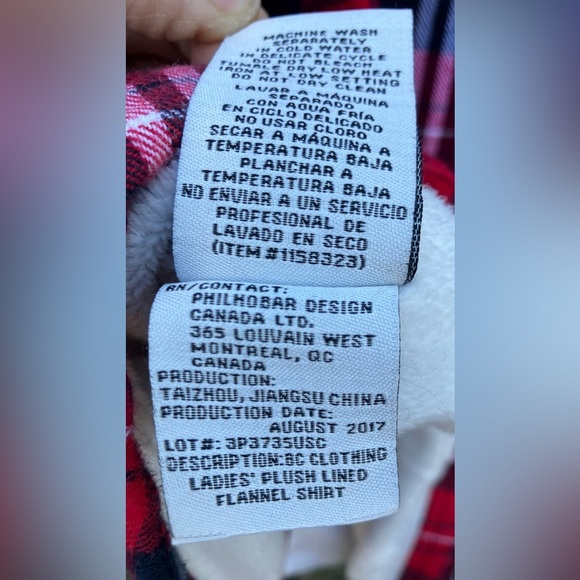 EUC BC Clothing Red and Black Plaid Button Down Jacket Shirt Size Medium - Picture 7 of 12